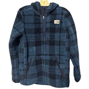 Boys North Face fleece pullover. Size L